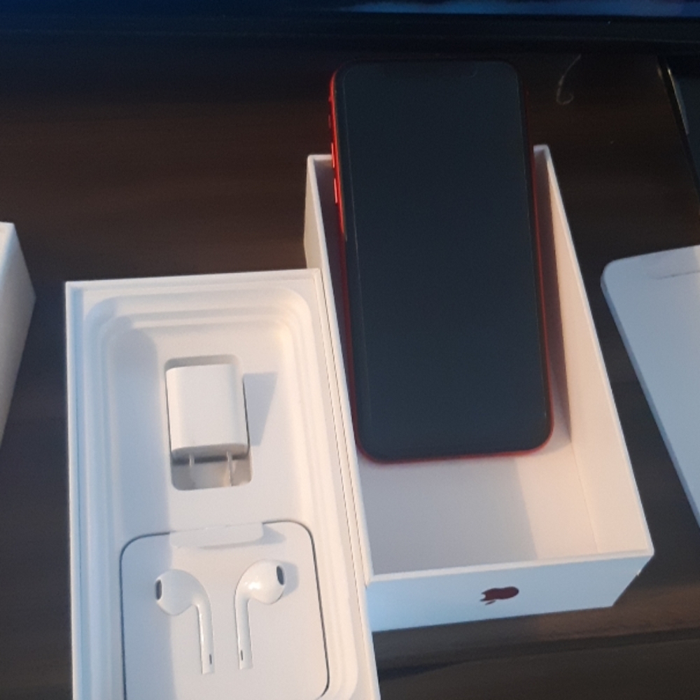 iPhone 11 - Picture 4 of 4